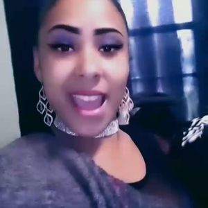 Meet your Posher, Chanel